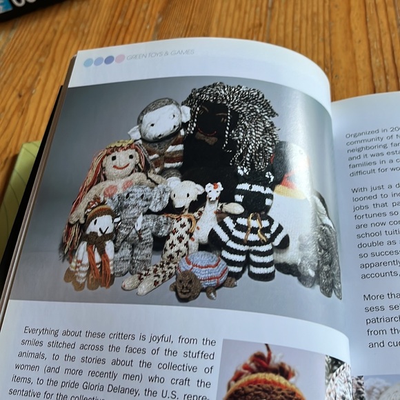 3 for $10 Green Design by Buzz Poole Hardback Book - Picture 12 of 15